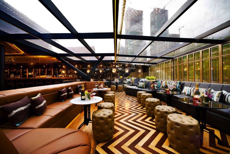 interior bar mewah