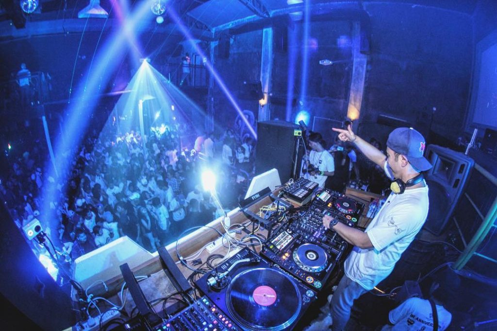 Night Life Club